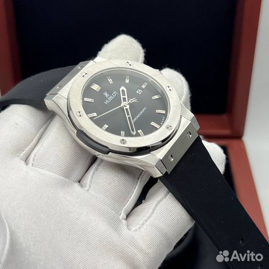 Часы мужские hublot