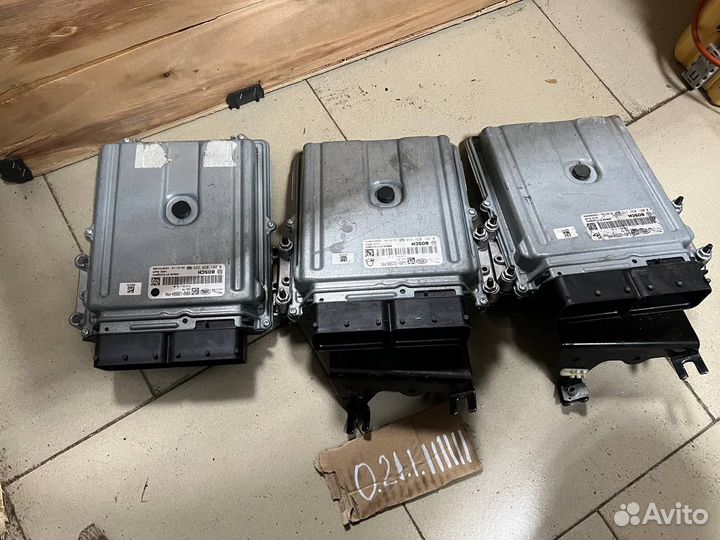 Блок управления двигателем Land Rover Range Rover