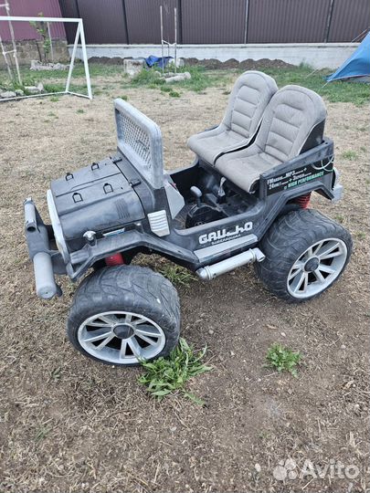 Джип Peg Perego