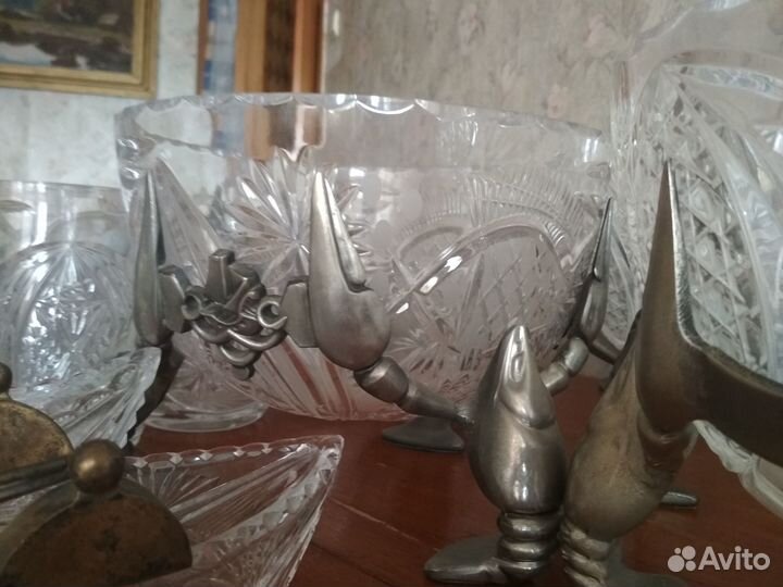 Вазы и кружки раки. Вазочки и солонки в серебре