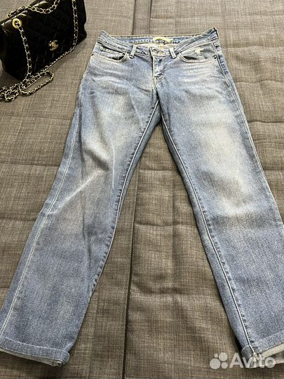 Джинсы levis