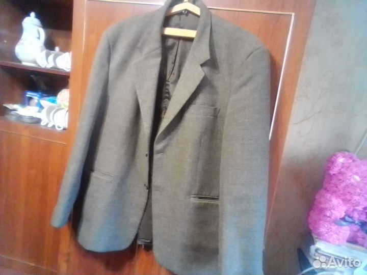 Пиджаки разные теплые и облегчгенные