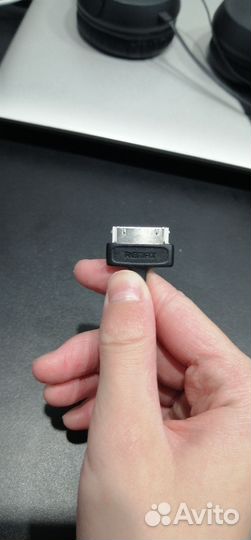 Зарядка на iPhone 4 и 4s