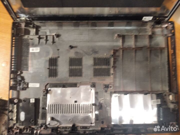 Новая крышка матрицы Acer E5-575G и др. запчасти