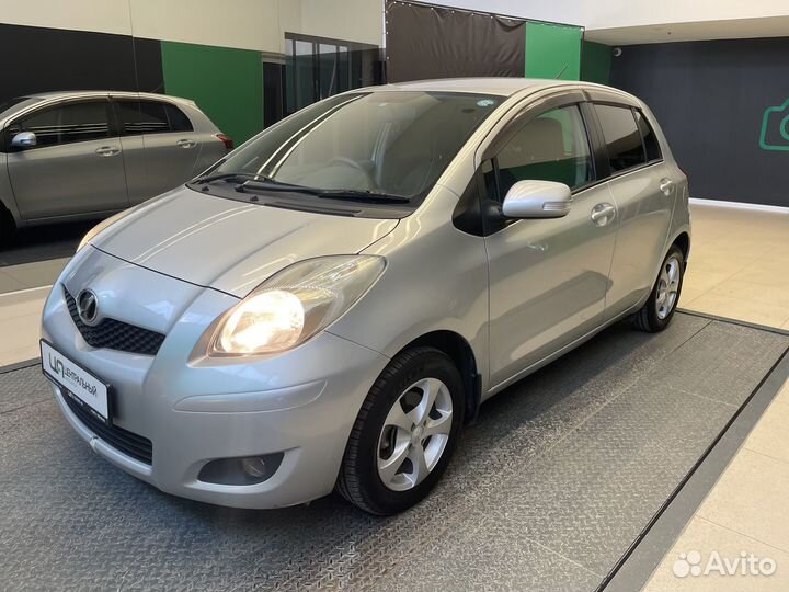 Toyota Vitz 1.0 CVT, 2009, 125 206 км