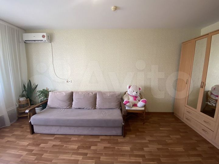 2-к. квартира, 62 м², 3/10 эт.