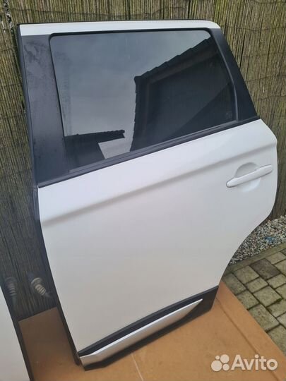 Дверь задняя левая mitsubishi outlander III