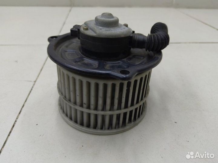 Моторчик отопителя Toyota Camry Xv10 1985