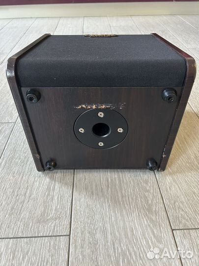 Гитарный комбоусилитель