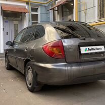 Kia Rio 1.5 MT, 2002, 350 000 км, с пробегом, цена 135 000 руб.