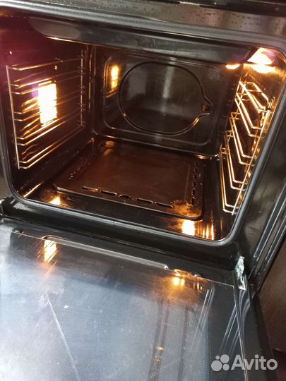 Духовой шкаф