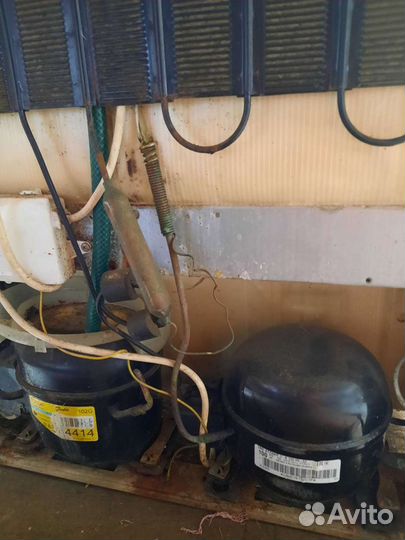 Холодильник бу indesit