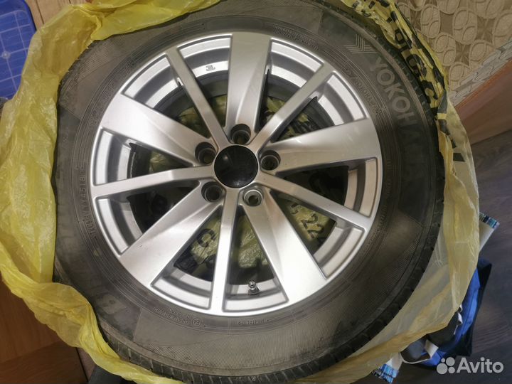 Yokohama BluEarth-ES ES32 195/60 R15