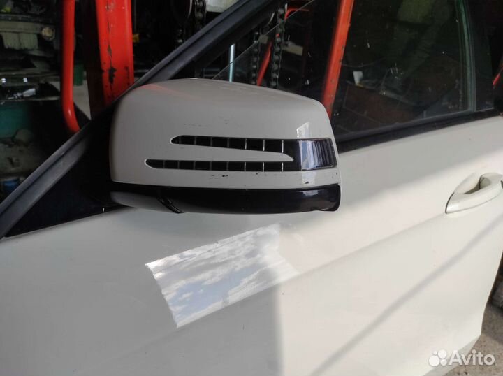 Зеркало мерседес w212