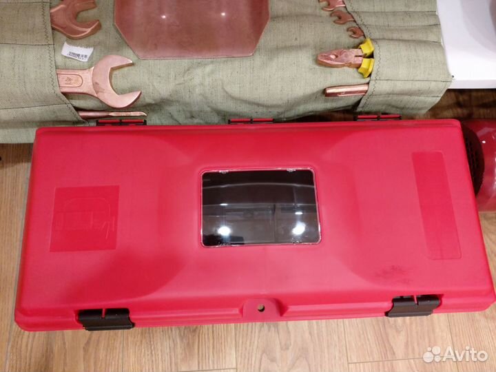 Пенал для огнетушителя