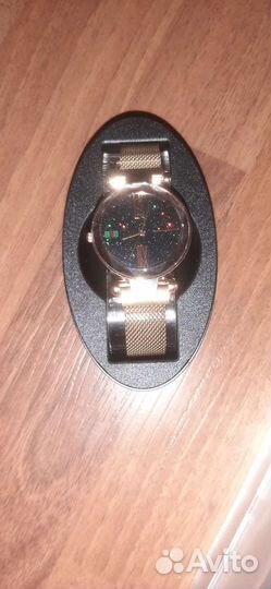 Часы наручные