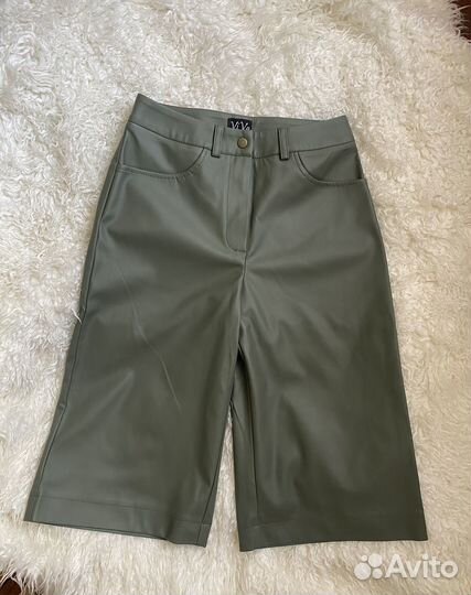 Шорты бермуды новые