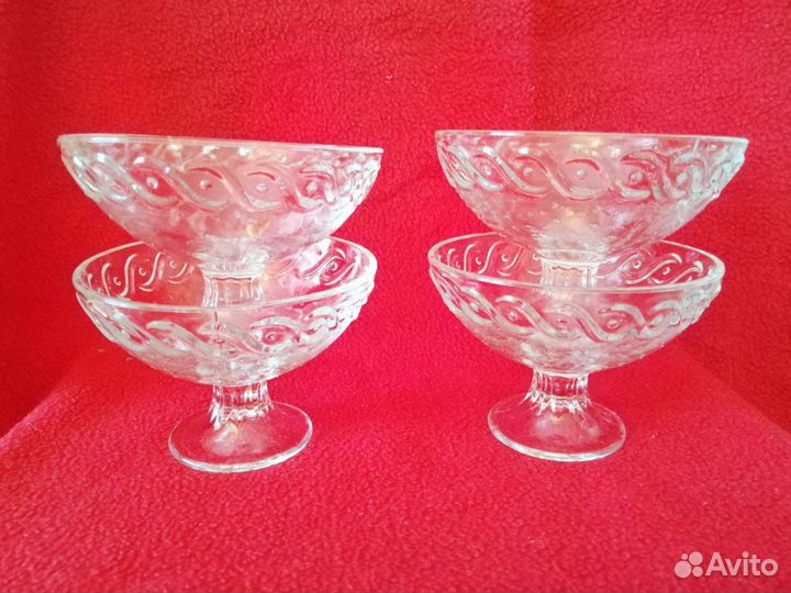 Стеклянная креманка СССР. Конфетница