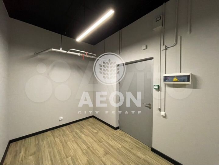 Продажа вспомогательного помещения 19 м2 на 65 эта