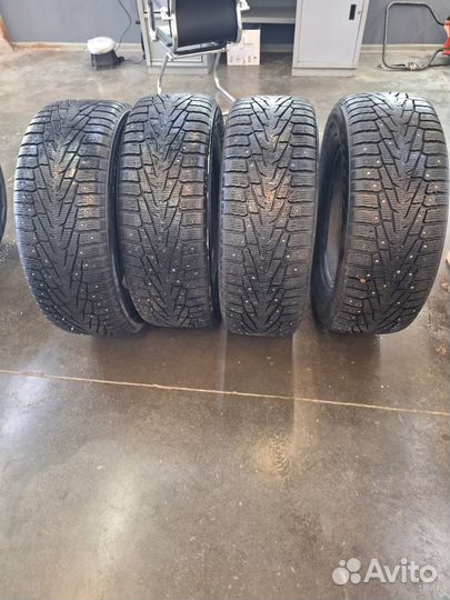 Nokian Tyres Hakkapeliitta 7 SUV 275/60 R18