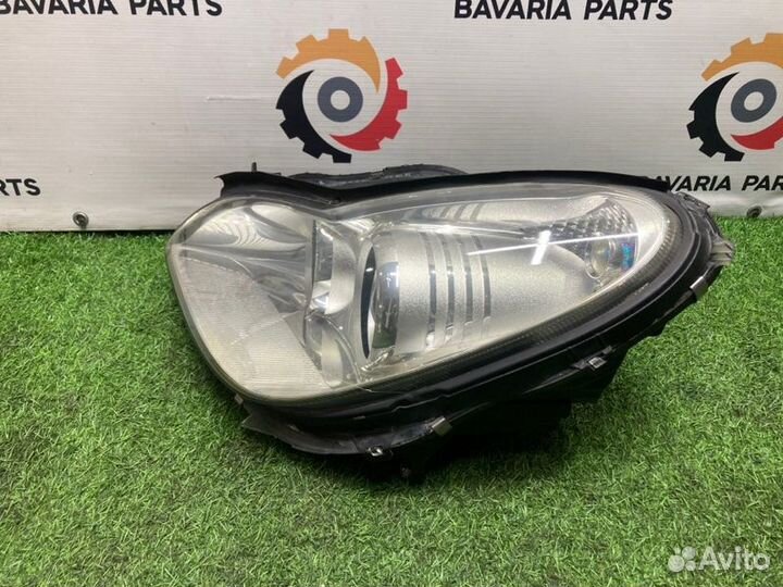 Фара передняя левая Mercedes Cls W219 3.5 2005