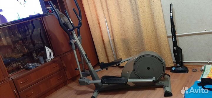 Эллиптический тренажер torneo