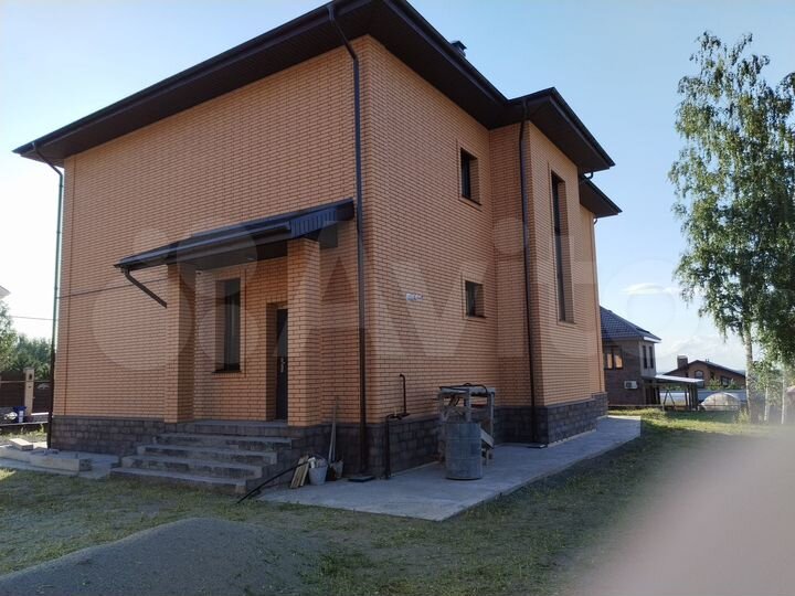 Дом 214,4 м² на участке 14 сот.