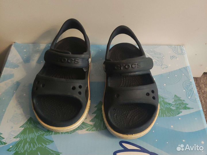 Сандалии crocs c6