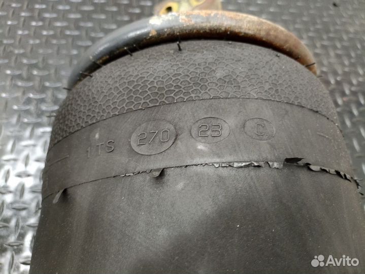 Подушка пневмоподвески задняя правая Iveco Stralis