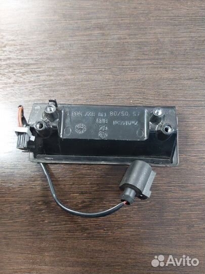 Ручка крышки багажника Volkswagen Touareg 1 4.2