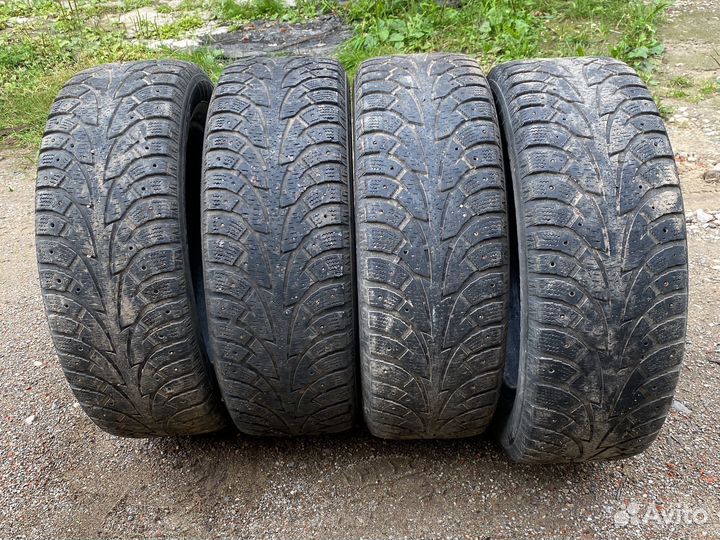 Hankook Winter I'Pike 215/60 R17 95T