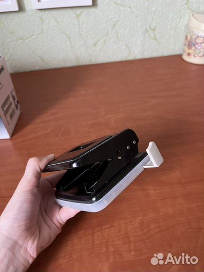 Дырокол для бумаги