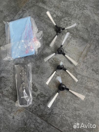 Робот-пылесос redmond RV-R290