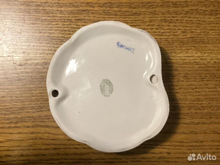 Гжель пепельница в виде подковы