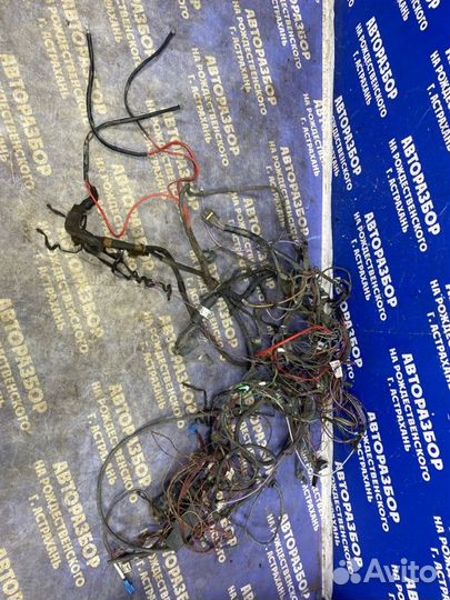 Проводка подкапотная Mercedes-Benz W203 седан