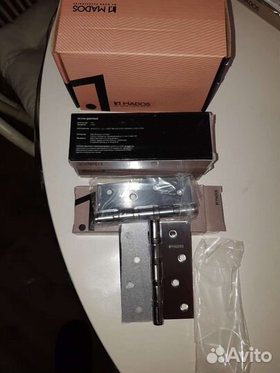 Дверная фурнитура