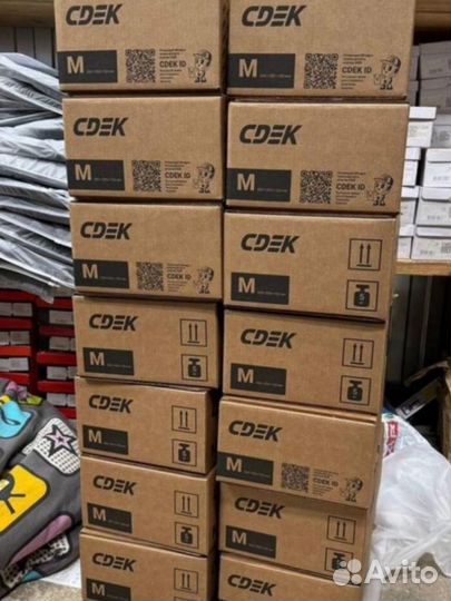 Подарок коробка с электроникой