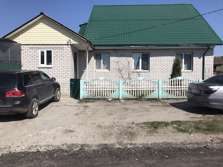 Дом 180 м² на участке 32 сот.