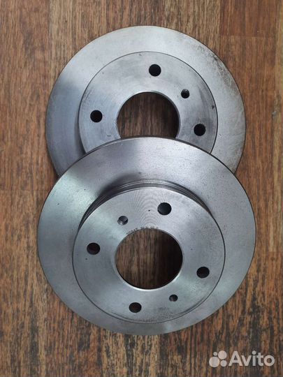 Диск тормозной передний Primera P10