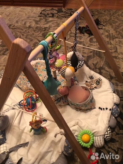 Развивающий коврик монтессори