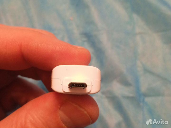 Samsung (USB Host - microUSB