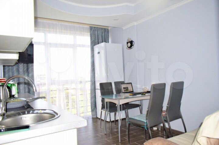 2-к. квартира, 35 м², 8/10 эт.