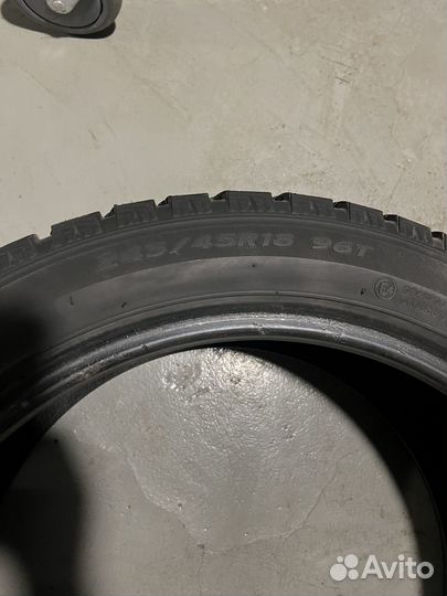 Hankook Winter I'Pike 245/45 R18 96T