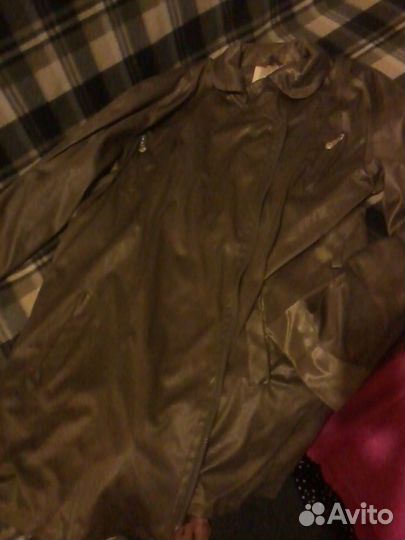 Легкая женская куртка