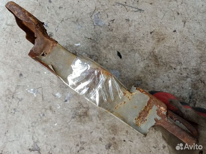 Подставка под АКБ Chevrolet Lanos