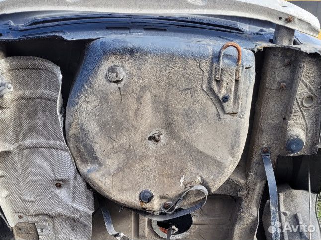 Ванна багажника на Audi A6 C5