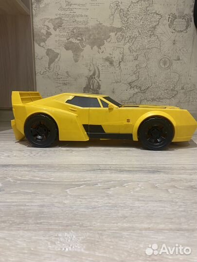 Робот трансформер бамблби