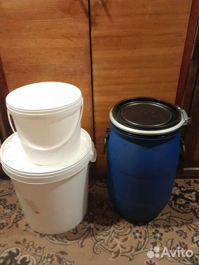 Емкость бочка пластиковая 30 литров