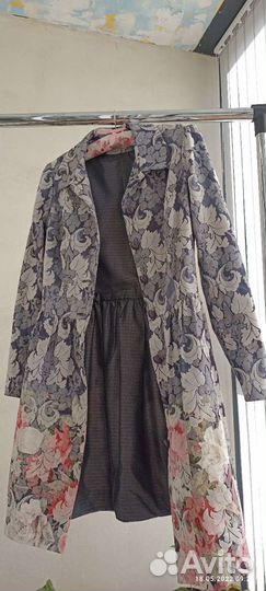 Летнее, женское пальто