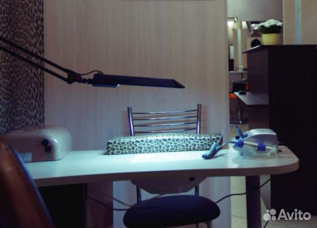 Вытяжка маникюрная врезная